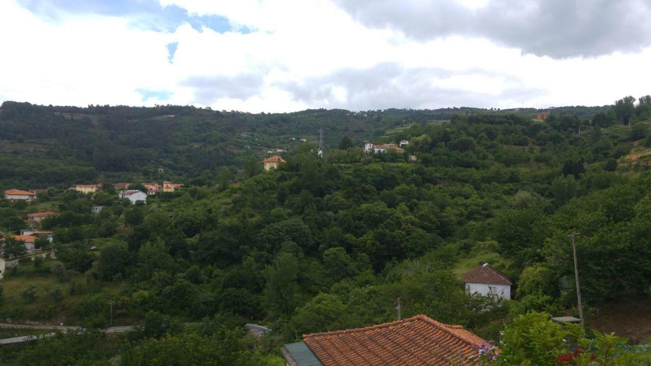 Gasthaus Casa Da Eira - Castanheiras Resende Exterior foto